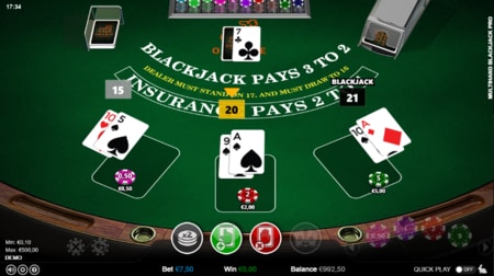 blackjack kun je in het online en live casino spelen